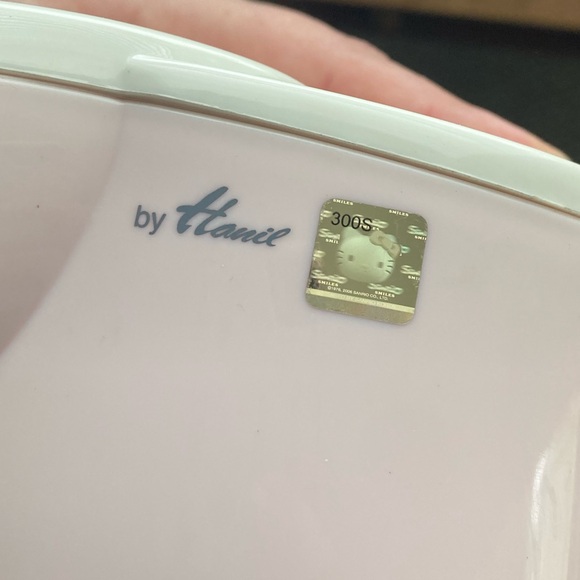 2006 Hello Kitty Coffee Maker - Picture 7 of 8